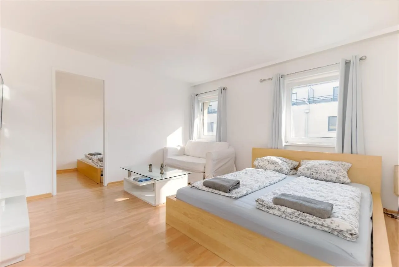 Perfect For Long Term Stay, Two Min To Hauptbahnhof, 18 location